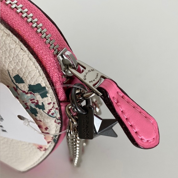 Coach Elvis Love Me Tender Heart Case - Picture 14 of 16